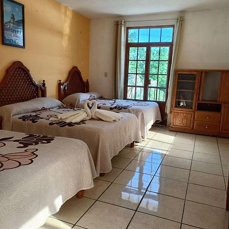 Hotel Camelinas Area Blanca Pátzcuaro Exteriör bild