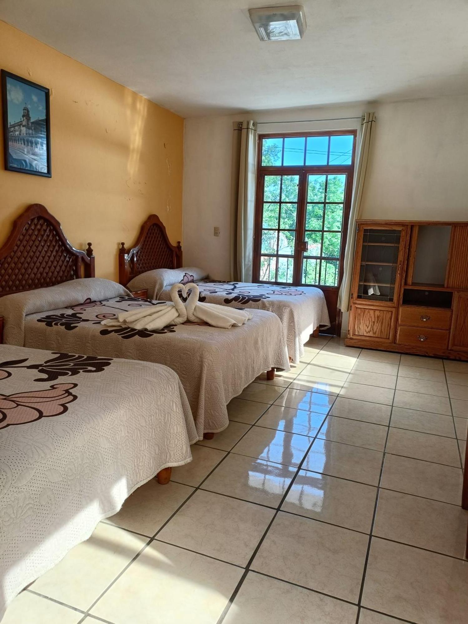 Hotel Camelinas Area Blanca Pátzcuaro Exteriör bild